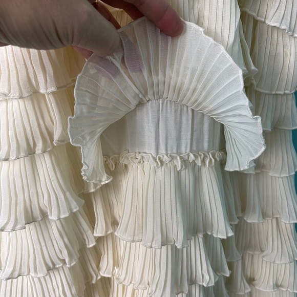 Vintage Ivory Ruffle Dress Small - Picture 5 of 7